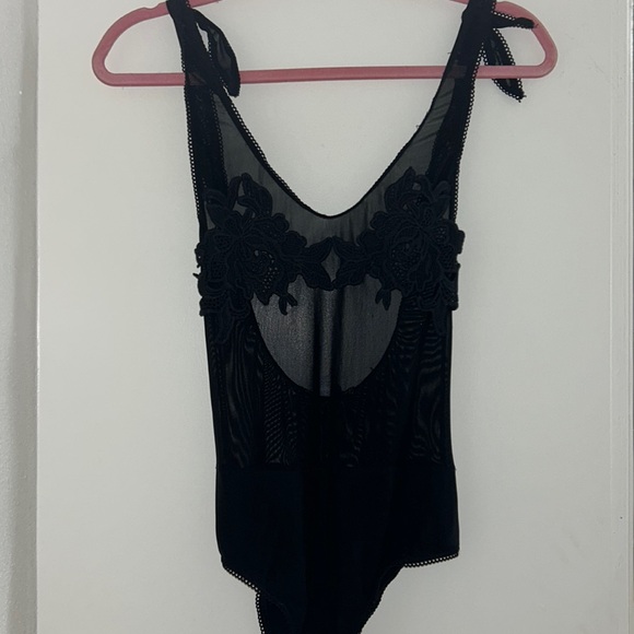 Dahlia body suit in black - Picture 2 of 11